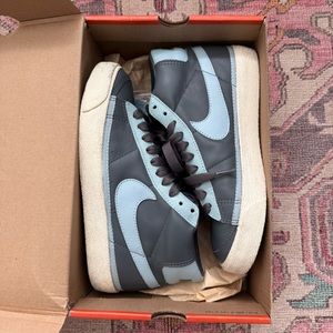 2009 Retro Nike Blazers Mid Sneakers